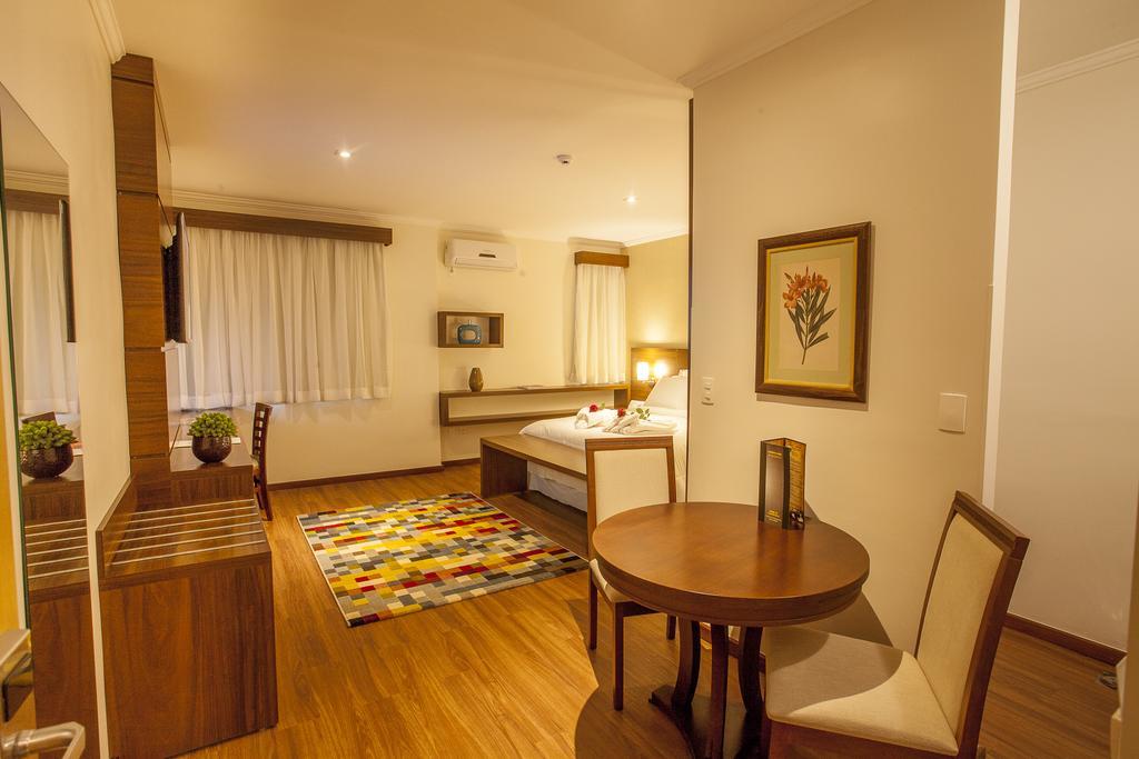 Sao Carlos Marklin Suites Exteriör bild